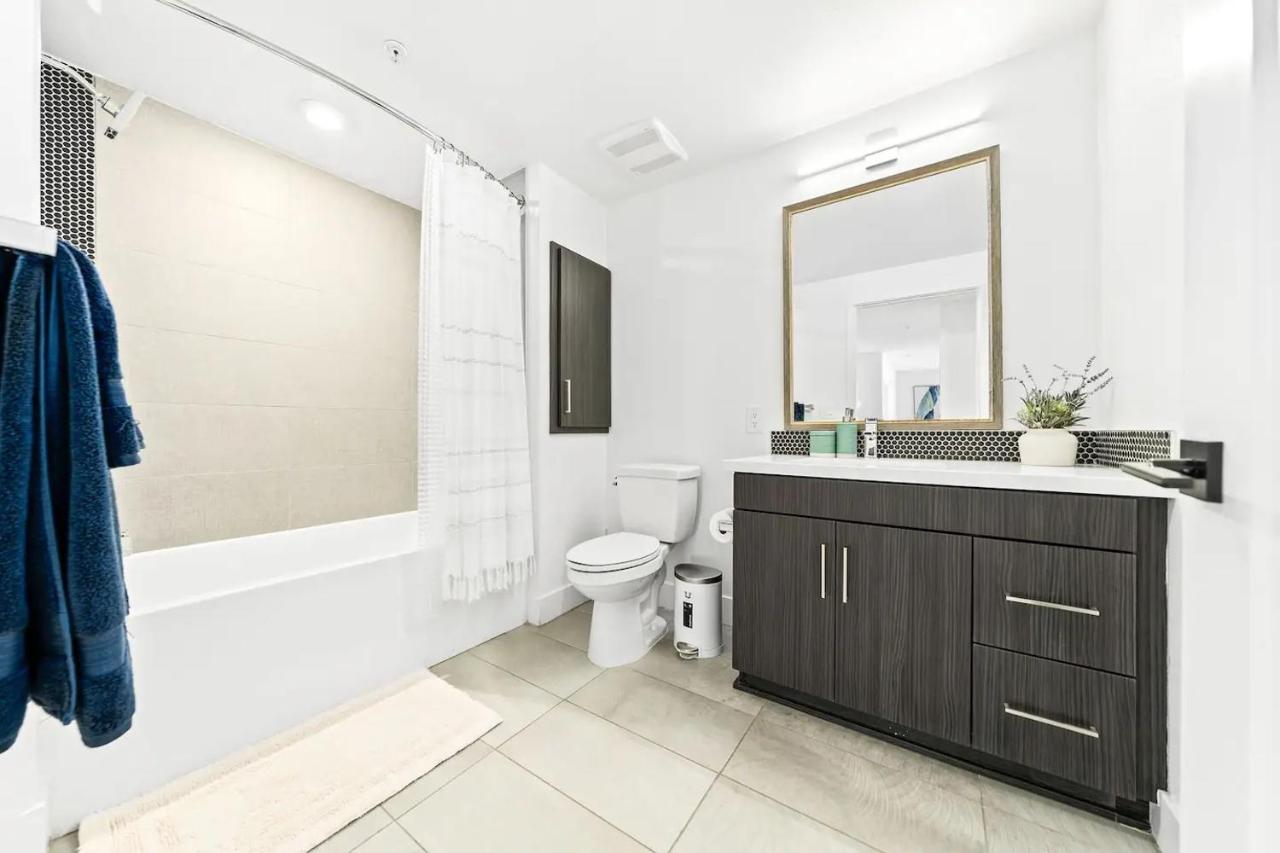 Blue Water Views By Venice Beach Top Pool Appartamento